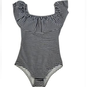 Atmosphere Black & White Swim Suit. Sz 4.  Like New
